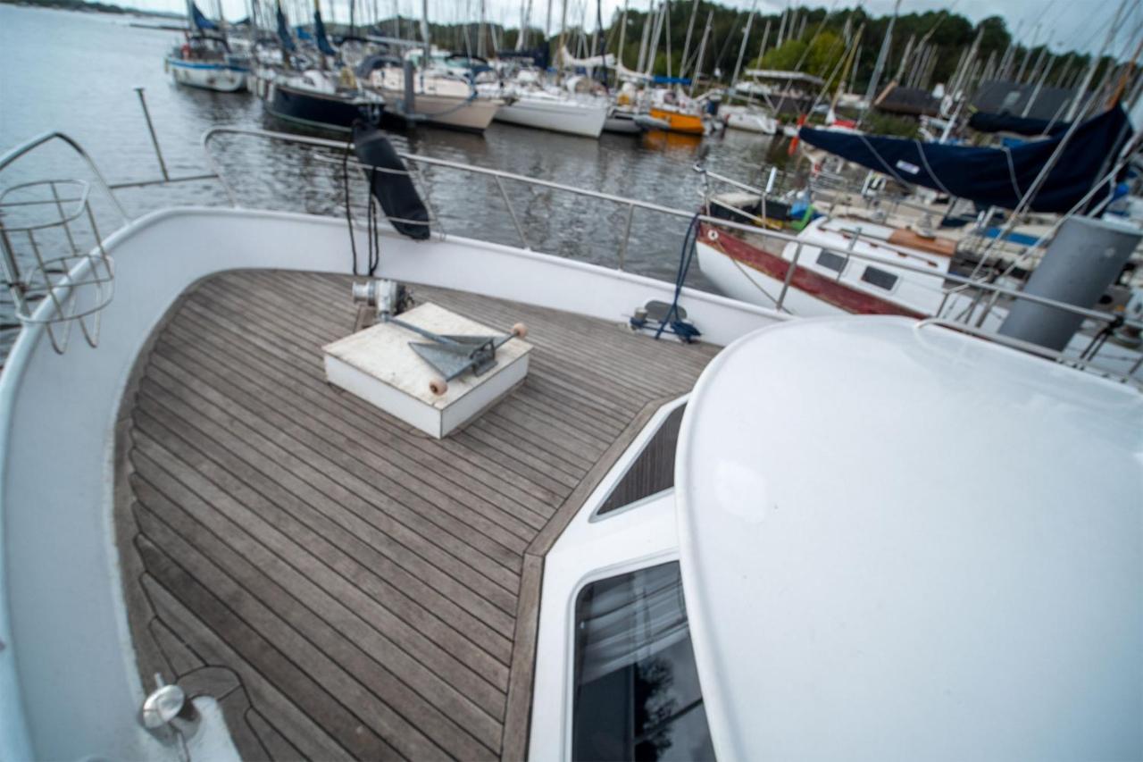 Vedette Hollandaise De 13 M Pour Sejour Insolite Nivillac Exterior foto
