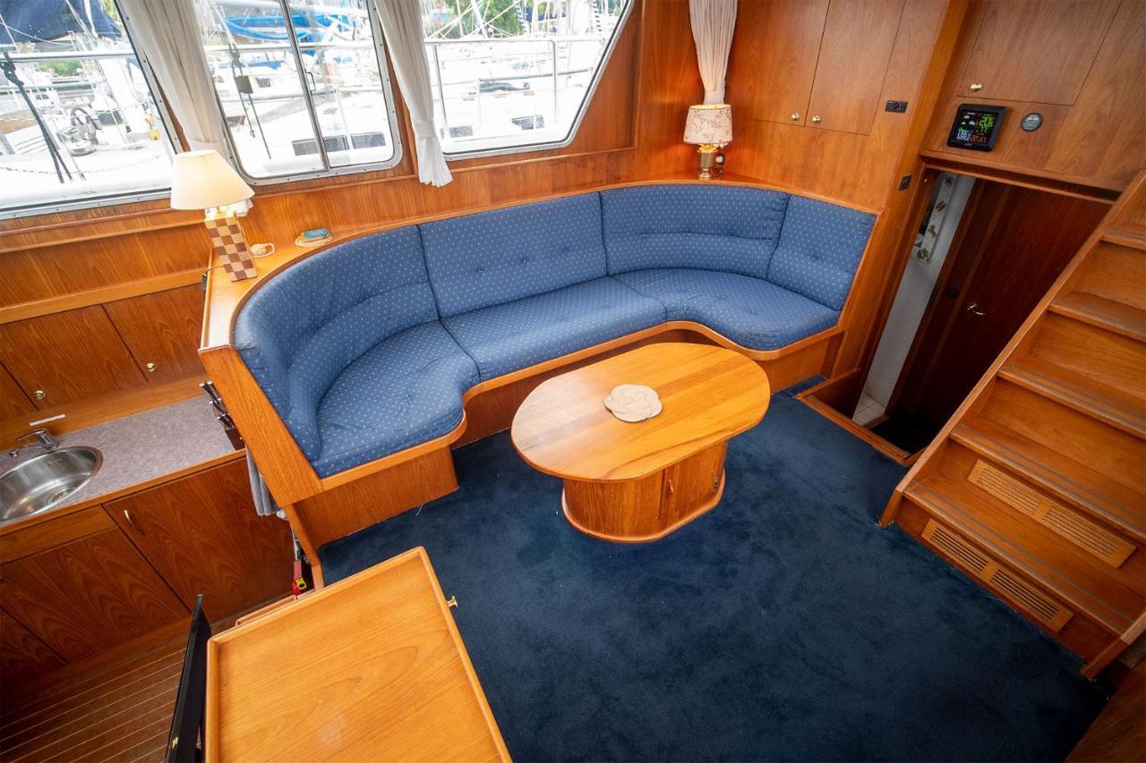 Vedette Hollandaise De 13 M Pour Sejour Insolite Nivillac Exterior foto