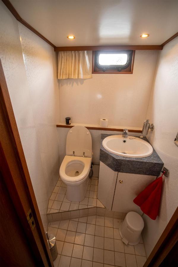 Vedette Hollandaise De 13 M Pour Sejour Insolite Nivillac Exterior foto