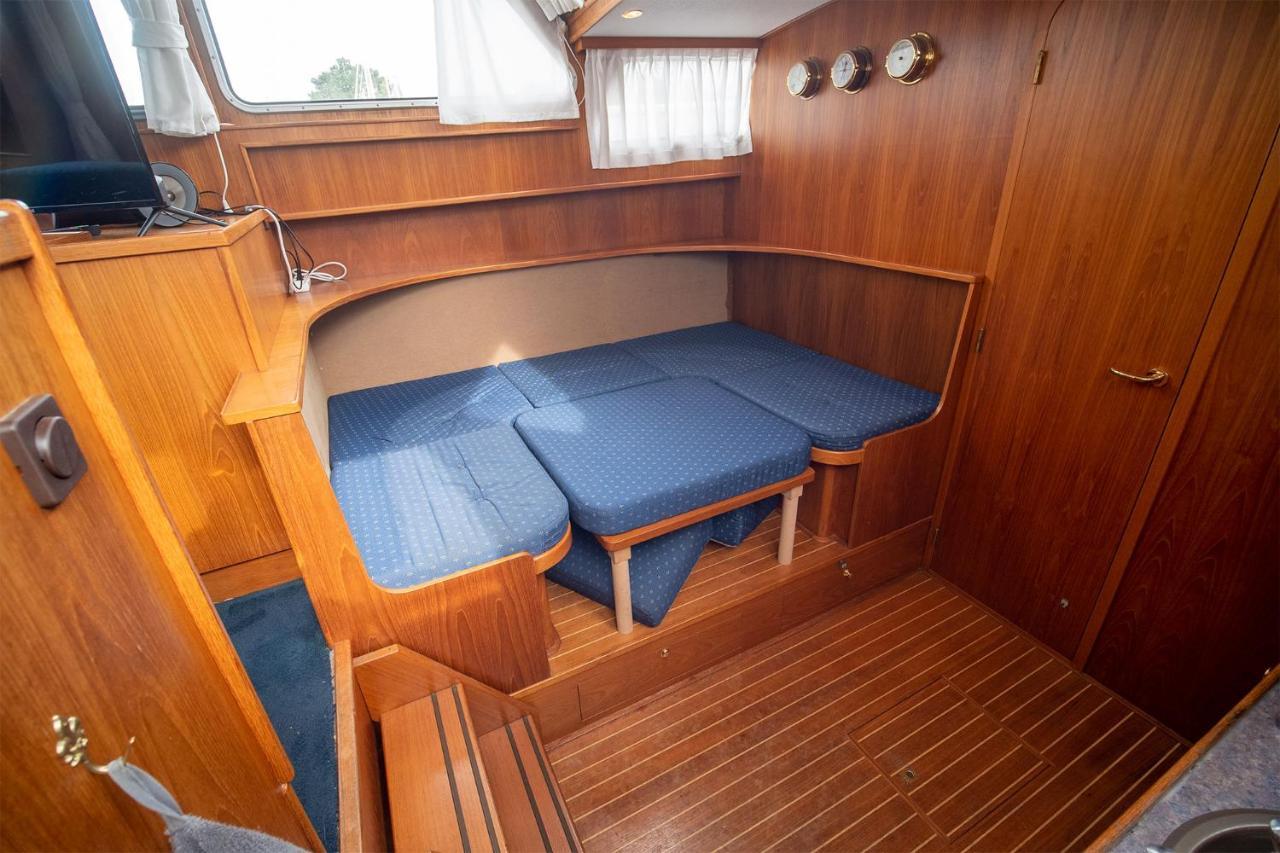 Vedette Hollandaise De 13 M Pour Sejour Insolite Nivillac Exterior foto