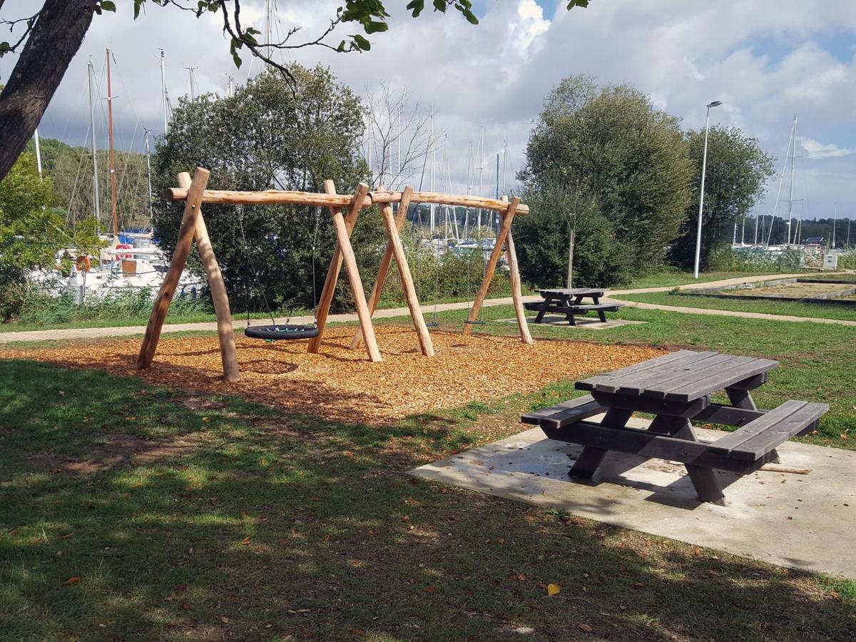 Vedette Hollandaise De 13 M Pour Sejour Insolite Nivillac Exterior foto